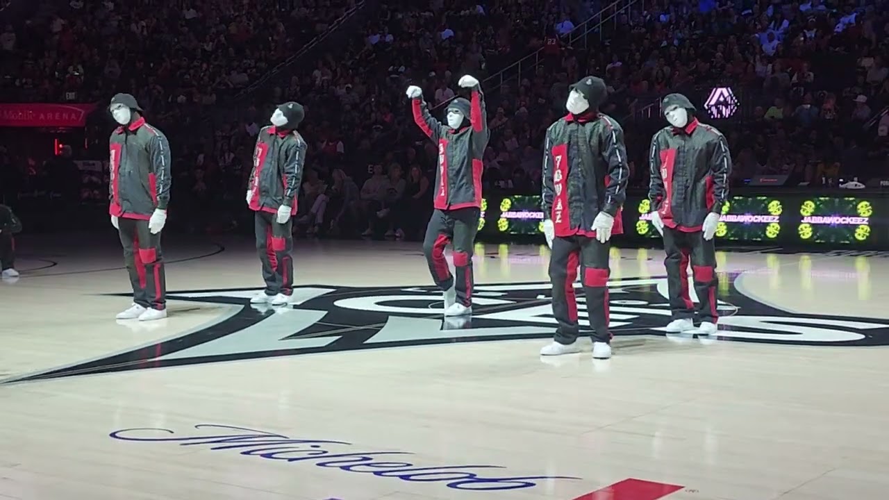 Dope A$$ performance by the Jabbawockeez at halftime of the Las Vegas Aces game