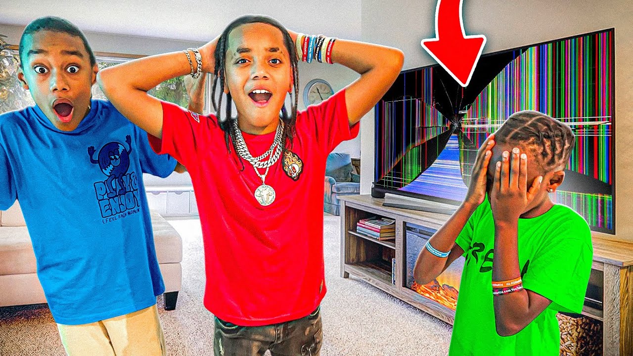 BROKEN SCREEN PROJECTOR "PRANK" ON SUPER SIAH😂 YouTube