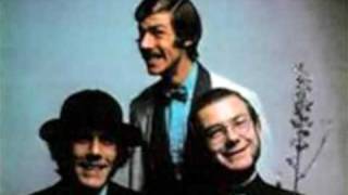 Giles, Giles and Fripp / Wonderland (1968)