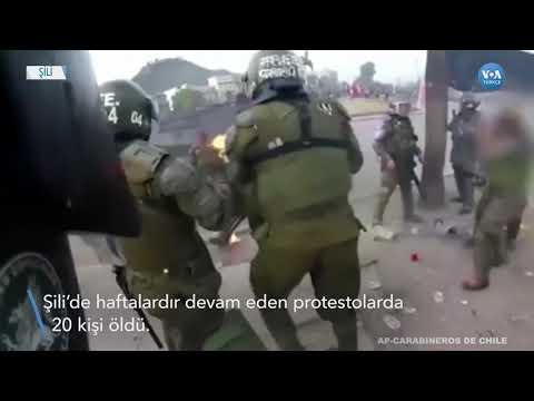 Şili'de Molotof Kokteyl Polislerin Yüzünü Yaktı