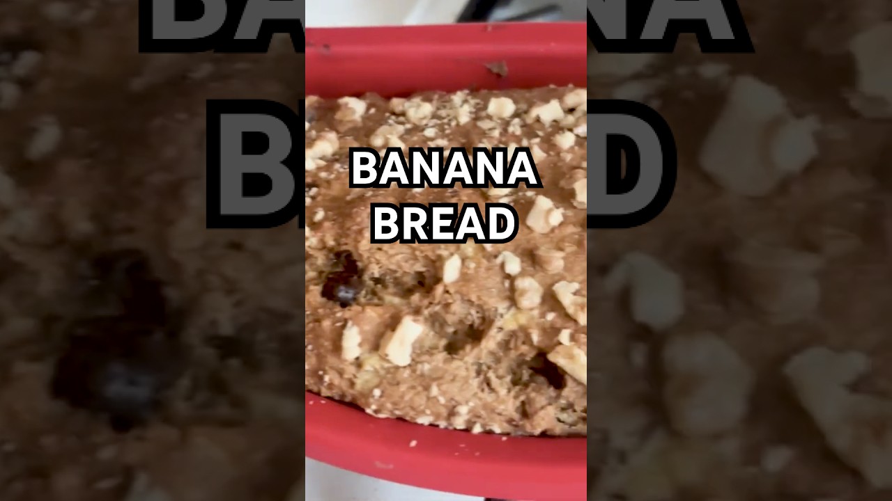 Homemade Banana Bread! #easyrecipe #plantbased