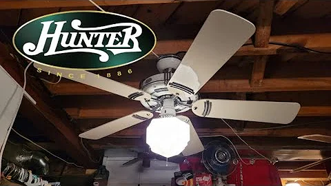 Hunter 52" Art Deco 'Medallion Series' Original