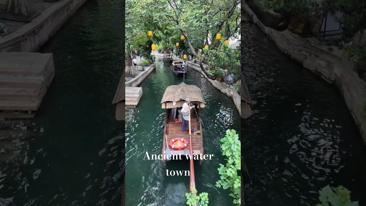 China's "Venice" is in Shanghai. 🤯 