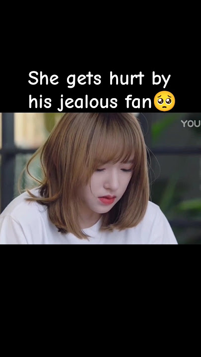 She gets hurt š„ŗ#shorts#fallingintoyoursmile#cdrama#kdrama#koreandrama#viralvideo#romaticdrama#gaming