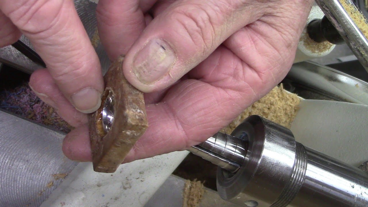 Turning rings on the flat ring core. 