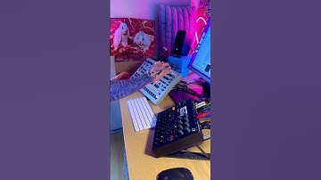 #digitakt2 #analogfour  #dubtechno  #elektron #music #techno #elektronauts #livestream #analog