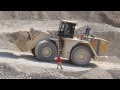 Caterpillar CAT 990H load and carry