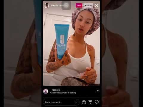 Bhad bhabie live and look at the comments on the live