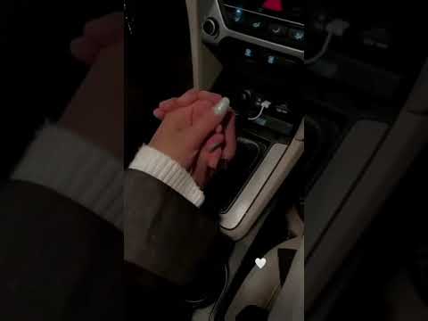 لو شفتو مع غيري بغار عليه كمان