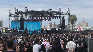 H.E.R. and Daniel Caesar perform Best Part (Live at Smokin Grooves)