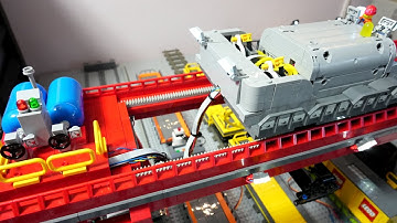 Automated container terminal WIP E44: first movement of the red crane!
