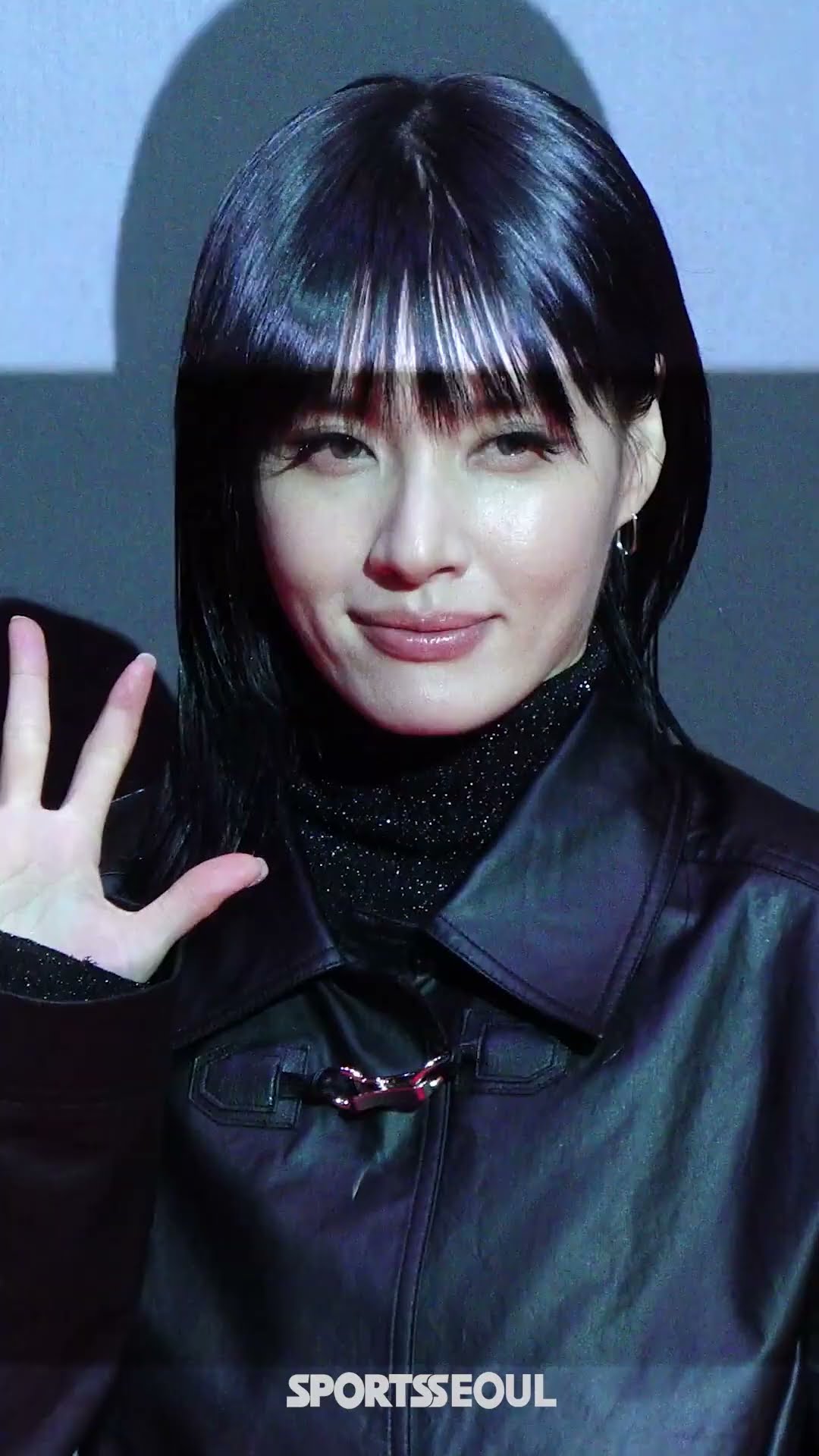 모니카, 흑화하니 더 카리스마 넘쳐