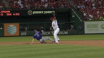 COL@STL: Carpenter catches bunt, turns double play