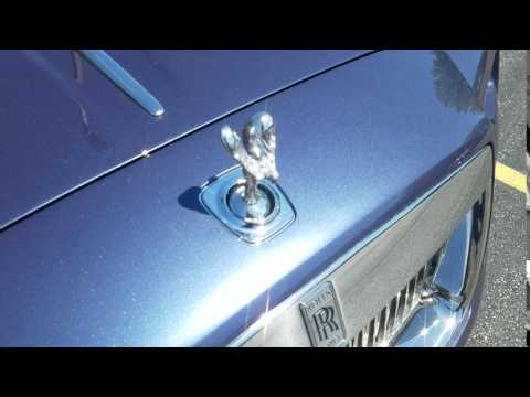 2017 Rolls-Royce Dawn retractable Spirit of Ecstasy ornament