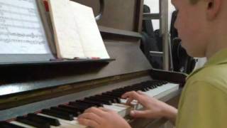 Felix speelt Morgenstemming.mp4