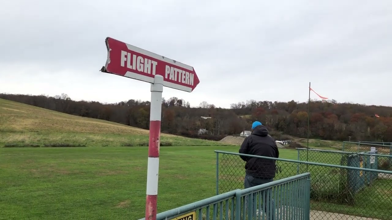 20231110 3 FlyRC members on a coldish grey day