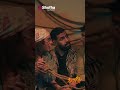 روح جدو أنت ايه اللي مقعدك وسط 2 مخطوبين