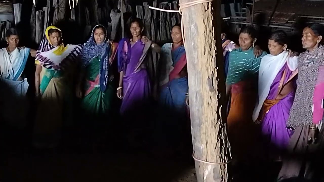 है से होते है आदिवासी गीत#१@eusoubaroneshorts