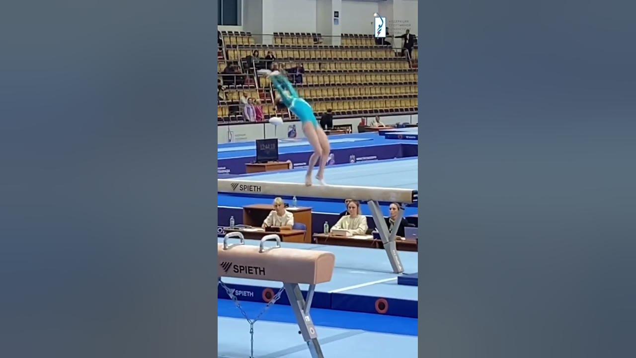 Спортивная гимнастика брусья женщины