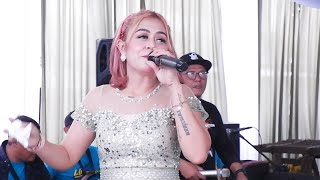 ADE ASTRID NIKMAT DURIAT FT LD PRO LIVE CIKOLE..