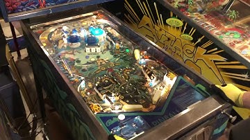 Bally Fathom Pinball Machine