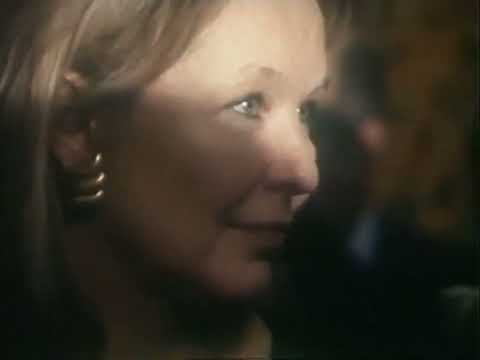 Марина Влади, Инструментальный ансамбль "Мелодия" - Песня о двух красивых автомобилях