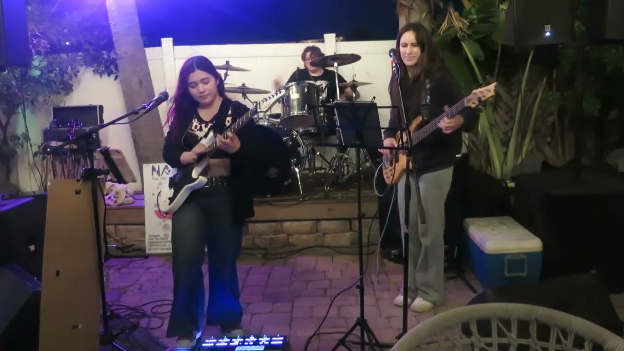 01/02/26 The Nasuree Van Gelder Band at Stormrunners in Gulfport with Highwaystar