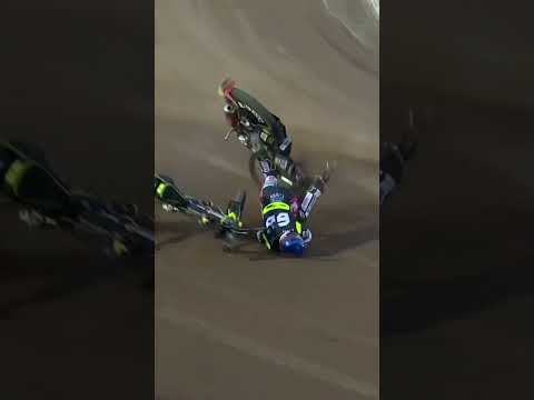🎳😱OH LE STRIKE #shorts #crash #motorcycle #moto #speedway