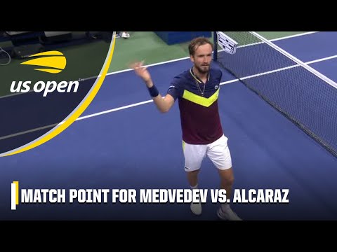 Daniil Medvedev’s match point to beat Carlos Alcaraz and advance to Final | 2023 US Open