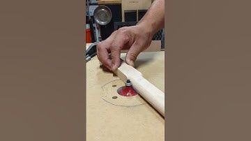 Routing Hammer Handles  #youtubeshorts #wooddesigner #wood#foryou #fyp #youtube #youtubeshort