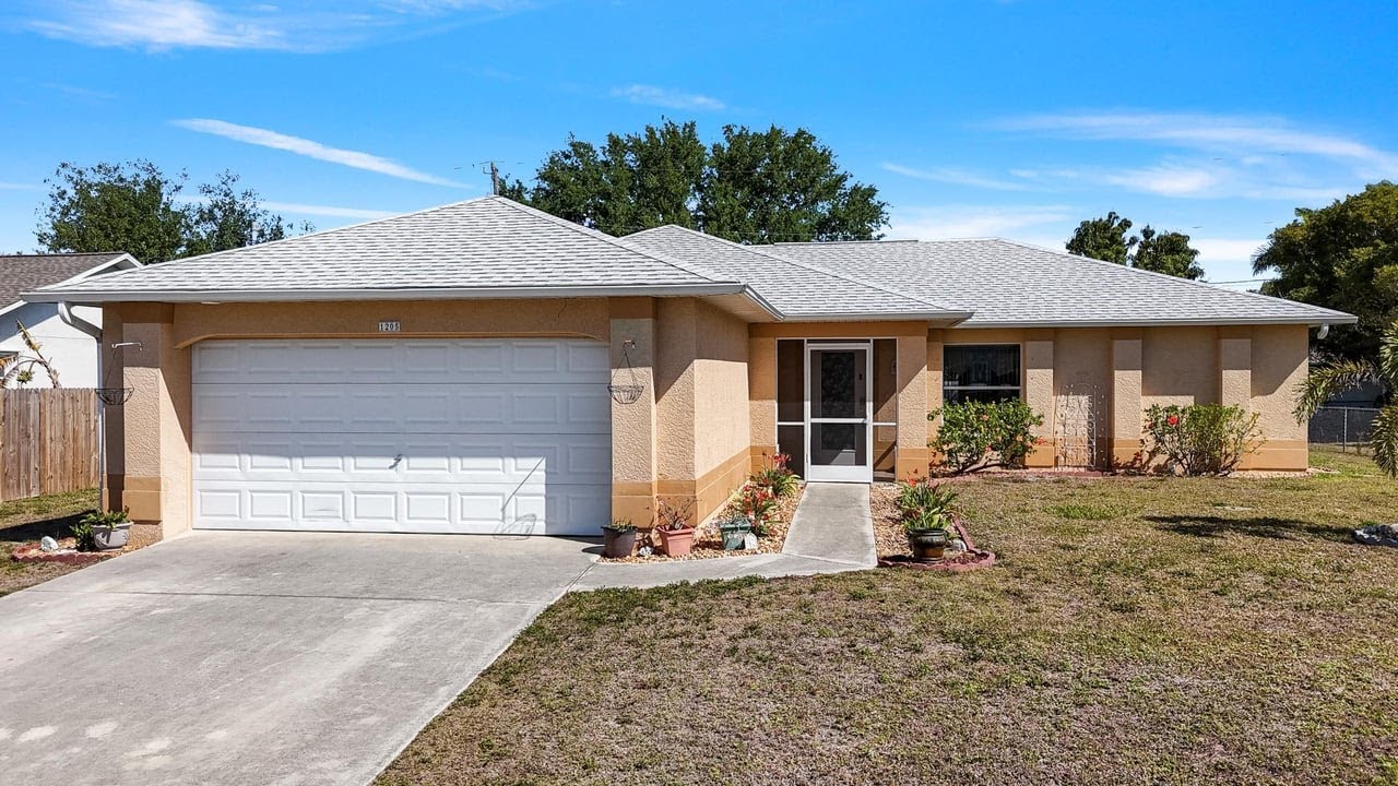 1205 SW 29th Terrace, Cape Coral, FL