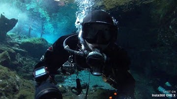 Insta360 ONE X - Cave Diving