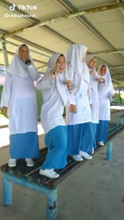 Tiktok budak sekolah baru habis paper