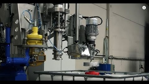Robots and filling machines for liquids AiCROV