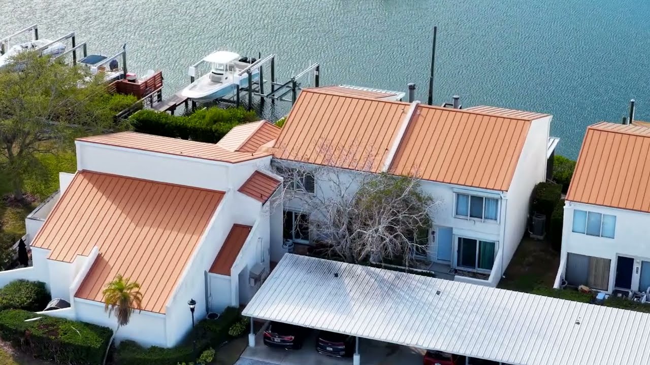 4306 Harbor House Dr - Tampa, FL