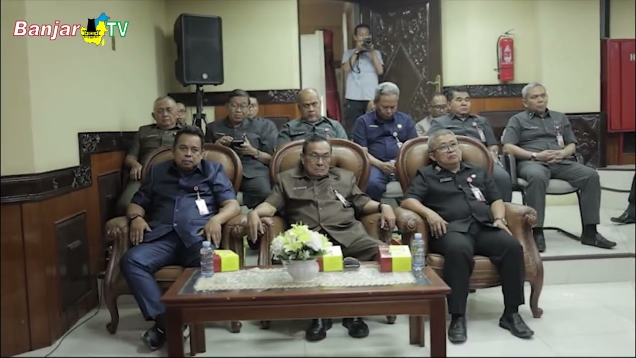 WAKIL GUBERNUR SAMPAIKAN PENJELASAN RAPERDA PERUBAHAN APBD KALSEL 2026