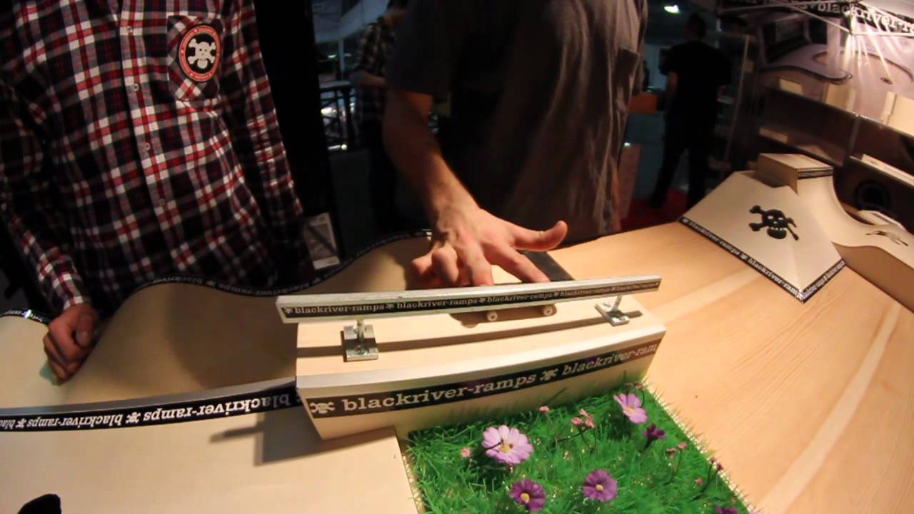 Unitefingerboarding + Blackriver-Ramps At The Ledge Tradeshow 2012