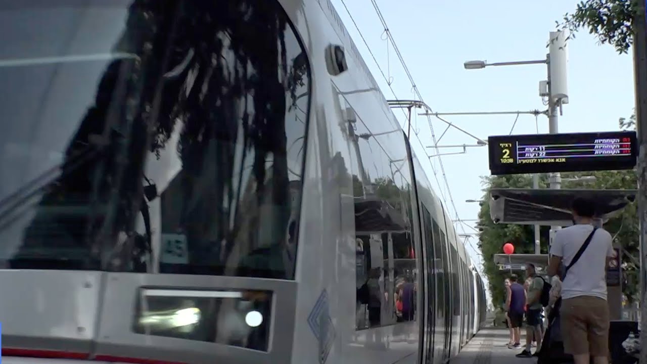 רכבת קלה או אוטובוס: איך ננצח את הפקקים של ספטמבר?