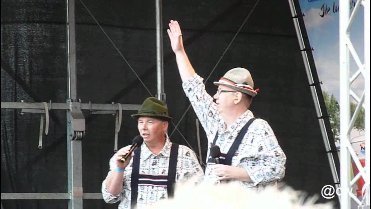 De Zware Jongens - T is stil aan de overkant - YouTube