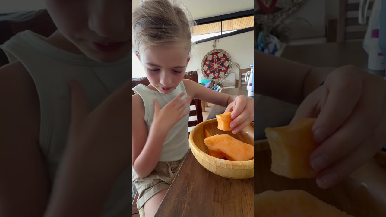 Капающие мокрые дыни пахнут как дуриан