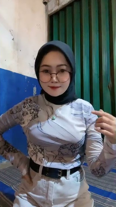 hijab kacamata gemes