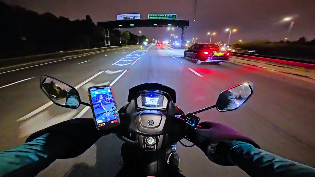 Delivering Food at Full Speed on the Yamaha NMAX 125 🏍️💨