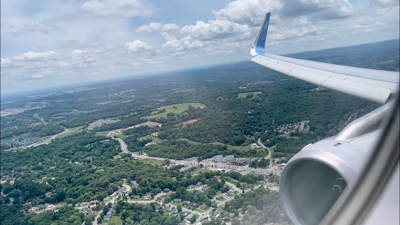LANDING | American A321 Medal of Honor | DFW to Nashville | Kodiak First Class
