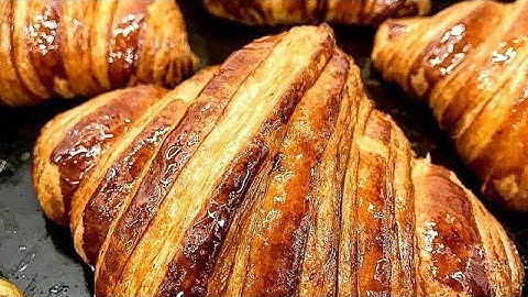 EL MEJOR CROISSANT DEL MUNDO (Andrés Brunero y Marcos Di Cesare)