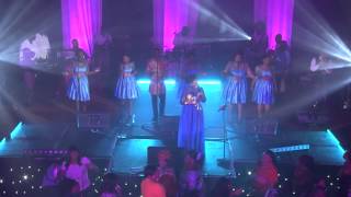 Video voorbeeld van "'Ohene (King)' live at the 'Experience with Diana Hamilton 2014' in London"