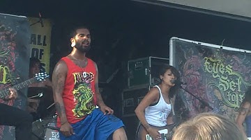 eyes set to kill Warped Tour 2010 eyes set to kill