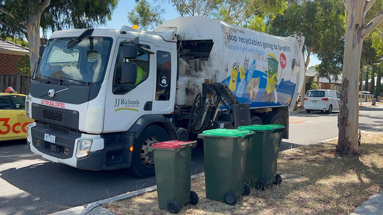 Whittlesea Garbage #1833!