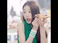 Wonyoung eating pizza goes viralslayyyy queen