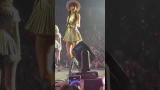 Wonyoung and her viral hip wave dance in Forth Worth #wonyoung #ive #trend #dance #viral Wonyoung and her viral hip wave dance in Forth Worth #wonyoung #ive #trend #dance #viral