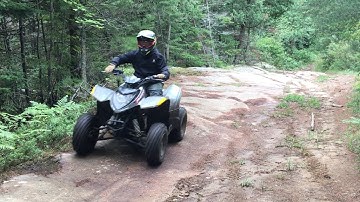 Polaris Phoenix 200 ATV off road